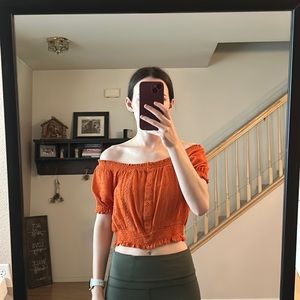 HAUTE MONDE CROP TOP